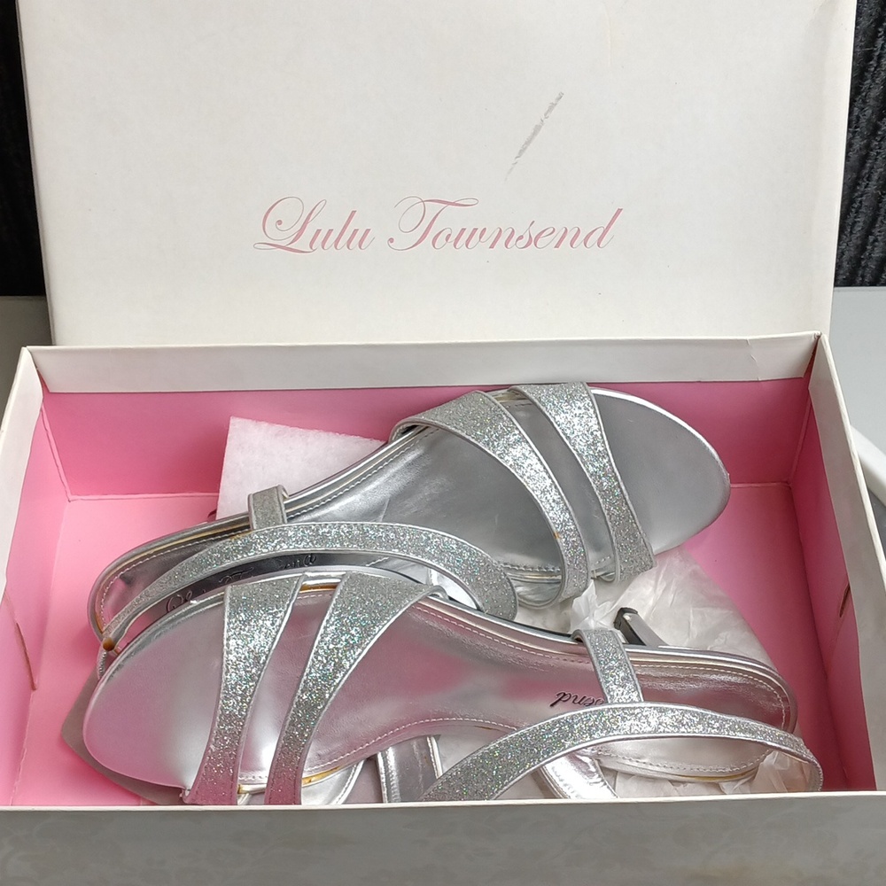 Lulu Townsend Women's Open Toe Strappy Heel Sandal Silver